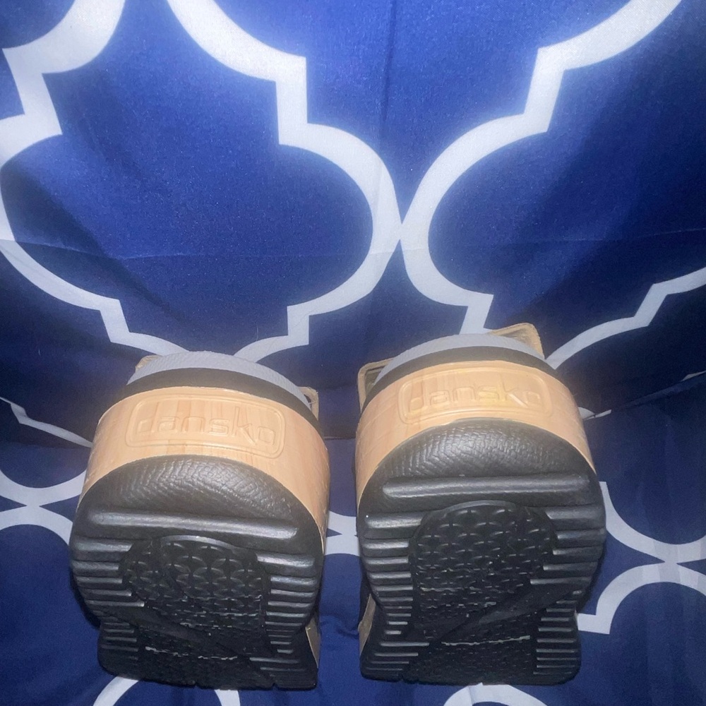 Dansko Black and Gray Women's Sandals - Picture 5 of 7